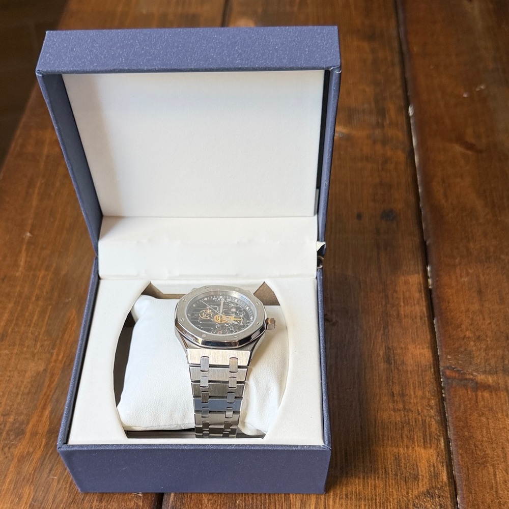 Feice Silver Men's Watch - Picture 2 of 4